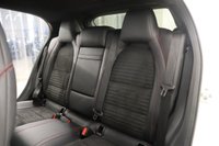 USED 2015 15 MERCEDES-BENZ GLA-CLASS 2.1 GLA200 CDI AMG LINE PREMIUM 5d 136 BHP 