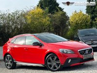 USED 2014 14 VOLVO V40 2.0 D3 CROSS COUNTRY LUX NAV 5d 148 BHP &pound;5300 OF FACTORY OPTIONS