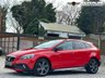 USED 2014 14 VOLVO V40 2.0 D3 CROSS COUNTRY LUX NAV 5d 148 BHP &pound;5300 OF FACTORY OPTIONS