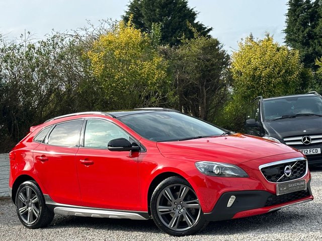2014 14 Volvo V40 2.0 D3 CROSS COUNTRY LUX NAV 5d 148 BHP