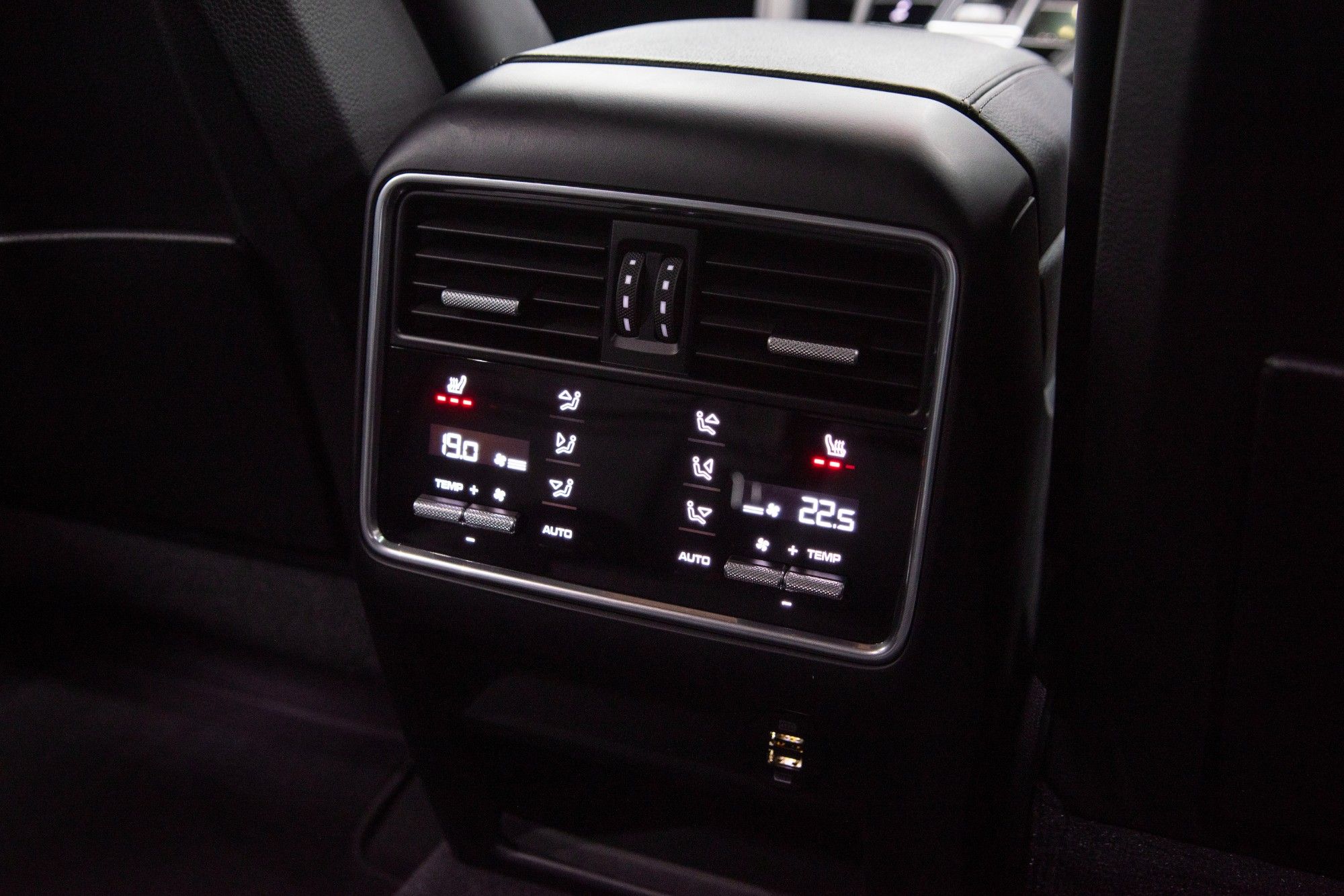 USED 2019 69 PORSCHE CAYENNE 2.9 V6 S TIPTRONIC 