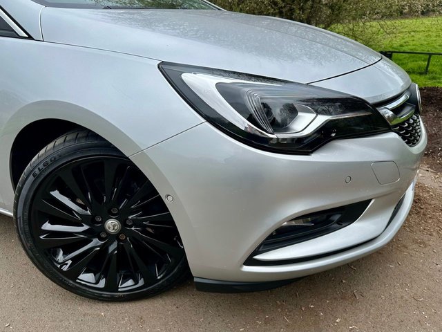 2016 VAUXHALL ASTRA 1.6 ELITE NAV CDTI BITURBO S/S 5d 158 BHP - Photo 4