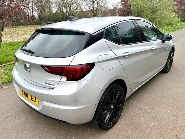 2016 VAUXHALL ASTRA 1.6 ELITE NAV CDTI BITURBO S/S 5d 158 BHP - Photo 7