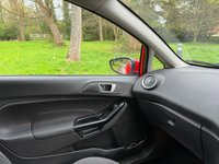 USED 2016 65 FORD FIESTA 1.2 ZETEC 3d 81 BHP 