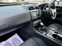 USED 2016 65 JAGUAR XE 2.0 SE 4d 178 BHP CLEAN CAR GREAT SPEC