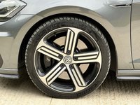 USED 2019 69 VOLKSWAGEN GOLF 2.0 R TSI 4MOTION DSG 5d 296 BHP 