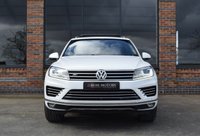 USED 2017 17 VOLKSWAGEN TOUAREG 3.0 V6 R-LINE PLUS TDI BLUEMOTION TECHNOLOGY 5d AUTO 259 BHP PAN ROOF / 2 OWNER / FULL HIST