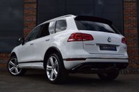 USED 2017 17 VOLKSWAGEN TOUAREG 3.0 V6 R-LINE PLUS TDI BLUEMOTION TECHNOLOGY 5d AUTO 259 BHP PAN ROOF / 2 OWNER / FULL HIST