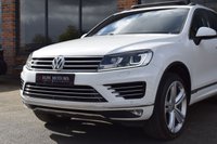 USED 2017 17 VOLKSWAGEN TOUAREG 3.0 V6 R-LINE PLUS TDI BLUEMOTION TECHNOLOGY 5d AUTO 259 BHP PAN ROOF / 2 OWNER / FULL HIST
