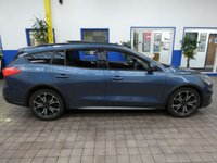 USED 2020 20 FORD FOCUS ACTIVE 1.5 X ECOBLUE 5d 119 BHP BIG SPEC SAT NAV SUNROOF PART LEATHER HEATED SEATS REAR VIEW CAMERA CRUISE CONTROL PARKING SENSORS 1 OWNER SERVICE HISTORY 6 MONTHS GOLD WARRANY