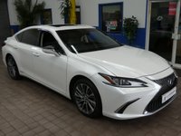 USED 2021 21 LEXUS ES 2.5 300H 4d 215 BHP SAT NAV LEATHER SUNROOF CAMERA PARKING SENSORS 1 OWNER 10 YR LEXUS WARRANTY