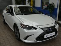 USED 2021 21 LEXUS ES 2.5 300H 4d 215 BHP SAT NAV LEATHER SUNROOF CAMERA PARKING SENSORS 1 OWNER 10 YR LEXUS WARRANTY