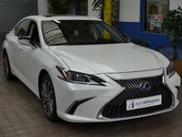 USED 2021 21 LEXUS ES 2.5 300H 4d 215 BHP SAT NAV LEATHER SUNROOF CAMERA PARKING SENSORS 1 OWNER 10 YR LEXUS WARRANTY