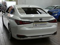USED 2021 21 LEXUS ES 2.5 300H 4d 215 BHP SAT NAV LEATHER SUNROOF CAMERA PARKING SENSORS 1 OWNER 10 YR LEXUS WARRANTY