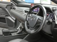 USED 2021 21 LEXUS ES 2.5 300H 4d 215 BHP SAT NAV LEATHER SUNROOF CAMERA PARKING SENSORS 1 OWNER 10 YR LEXUS WARRANTY