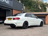 USED 2014 14 MERCEDES-BENZ E-CLASS 5.5L E63 AMG 4d AUTO 550 BHP 
