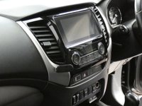 USED 2019 19 MITSUBISHI L200 2.4 DI-D 4WD BARBARIAN DCB 178 BHP STUNNING EXAMPLE APP BASED SAT NAV ANDROID APPLE CARPLAY REAR CAMERA LEATHER HEATED SEATS 1 OWNER