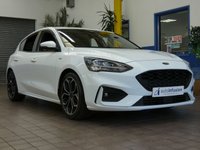 USED 2020 70 FORD FOCUS 1.0 ST-LINE X EDITION MHEV 5d 124 BHP SAT NAV HEATED SEATS CRUISE CONTROL PARKING SENSORS 1 OWNER SERVICE HISTORY 6 MONTHS GOLD WARRANTY