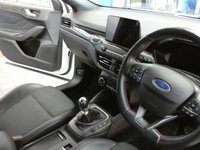USED 2020 70 FORD FOCUS 1.0 ST-LINE X EDITION MHEV 5d 124 BHP SAT NAV HEATED SEATS CRUISE CONTROL PARKING SENSORS 1 OWNER SERVICE HISTORY 6 MONTHS GOLD WARRANTY