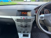 USED 2009 59 VAUXHALL ASTRA 1.6 CLUB 5d 115 BHP 