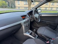USED 2009 59 VAUXHALL ASTRA 1.6 CLUB 5d 115 BHP 