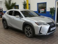 USED 2019 69 LEXUS UX 2.0 250H 5d 108 BHP SAT NAV HEATED SEATS HEATED STEERING WHEEL REAR VIEW CAMERA PARKING SENSORS 1 OWNER LEXUS WARRANTY TILL SEPT 2029