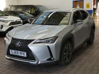 USED 2019 69 LEXUS UX 2.0 250H 5d 108 BHP SAT NAV HEATED SEATS HEATED STEERING WHEEL REAR VIEW CAMERA PARKING SENSORS 1 OWNER LEXUS WARRANTY TILL SEPT 2029