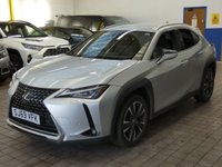 USED 2019 69 LEXUS UX 2.0 250H 5d 108 BHP SAT NAV HEATED SEATS HEATED STEERING WHEEL REAR VIEW CAMERA PARKING SENSORS 1 OWNER LEXUS WARRANTY TILL SEPT 2029