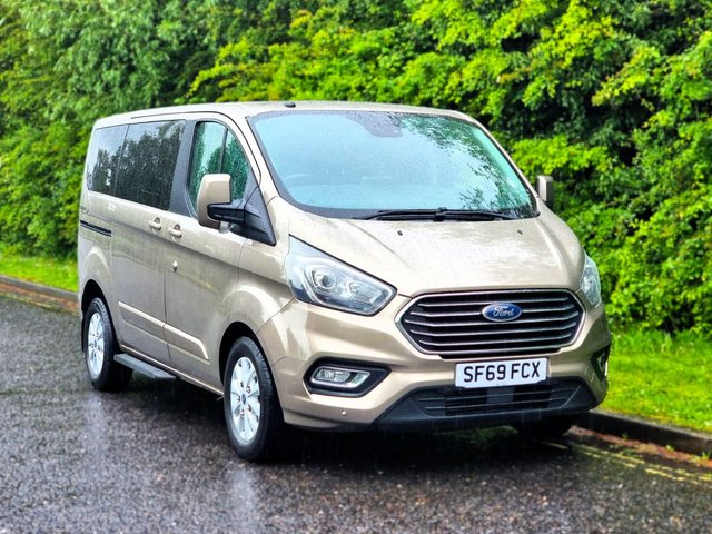 View our FORD TOURNEO CUSTOM