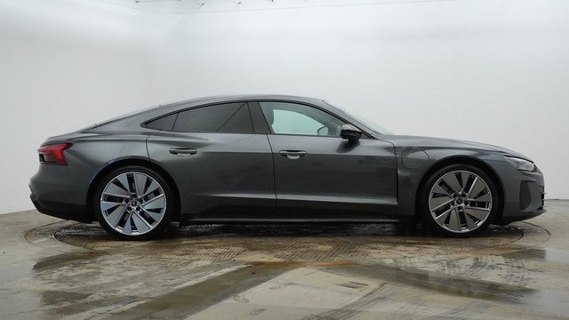2022 71 Audi E-Tron GT RS GT 4d 637 BHP