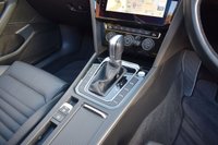 USED 2019 19 VOLKSWAGEN PASSAT 2.0 GT TDI DSG 5d 188 BHP PAN ROOF / PRO NAV / LEATHER