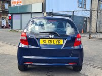 USED 2013 13 HONDA JAZZ 1.3 I-VTEC ES 5d 98 BHP THIS CAR COMES WITH 6 MONTHS WARRANTY , BREAKDOWN COVER & RECOVERY +  CRUISE CONTROL +   CLIMATE CONTROL +   PADDLE SHIFTERS+ TRACTION CONTROL+ USB CONNECTIVITY+   AUX CONNECTION +  15 INCH ALLOY WHEELS