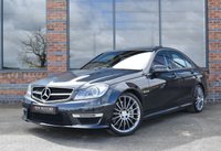 USED 2013 63 MERCEDES-BENZ C-CLASS 6.2 C63 AMG 4d 457 BHP INT & EXT CARBON PACKS / H&K