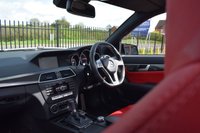 USED 2013 63 MERCEDES-BENZ C-CLASS 6.2 C63 AMG 4d 457 BHP INT & EXT CARBON PACKS / H&K