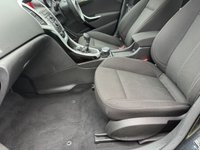 USED 2011 61 VAUXHALL ASTRA 1.6 SRI 5d 177 BHP 