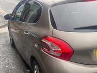 USED 2015 15 PEUGEOT 208 1.6 E-HDI ALLURE 5d 92 BHP ......Low Miles