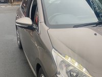 USED 2015 15 PEUGEOT 208 1.6 E-HDI ALLURE 5d 92 BHP ......Low Miles