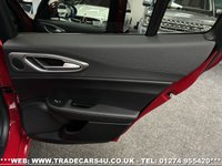 USED 2017 67 ALFA ROMEO GIULIA 2.0 TB VELOCE 4d 280 BHP UK DELIVERY FLAT FEE &pound;175 (SUBJECT TO DEAL) *OVER 100 IMAGES ON OUR WEBSITE*BESPOKE FINANCE ARRANGED*PART EXCHANGE WELCOME*ALL VEHICLES HPI CLEAR