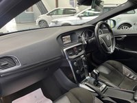 USED 2015 65 VOLVO V40  2.0 D2 R-Design Hatchback 5dr Diesel Manual Euro 6 (s/s) (120 ps) DAB,&pound;0Tax,Belt Done