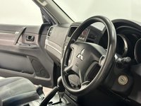 USED 2009 59 MITSUBISHI SHOGUN 3.2 GLX EQUIPPE SWB DI-D 3d 160 BHP Automatic