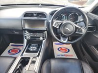 USED 2019 19 JAGUAR XE 2.0 PRESTIGE 4d 198 BHP FULL LEATHER*CRUISE*BLUETOOTH*JAGUAR SERVICE HISTORY*HEATED SEATS
