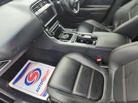 USED 2019 19 JAGUAR XE 2.0 PRESTIGE 4d 198 BHP FULL LEATHER*CRUISE*BLUETOOTH*JAGUAR SERVICE HISTORY*HEATED SEATS