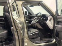 USED 2020 20 LAND ROVER DEFENDER 2.0 SE 5d 237 BHP Panoramic Glass Slide Roof