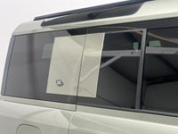 USED 2020 20 LAND ROVER DEFENDER 2.0 SE 5d 237 BHP Panoramic Glass Slide Roof