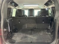 USED 2020 20 LAND ROVER DEFENDER 2.0 SE 5d 237 BHP Panoramic Glass Slide Roof
