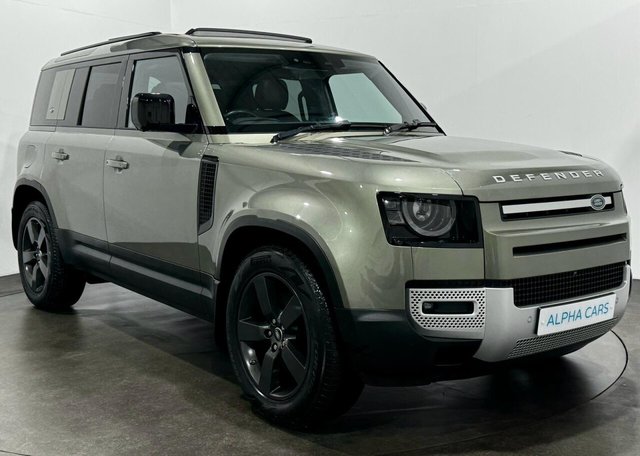 2020 20 Land Rover Defender 2.0 SE 5d 237 BHP