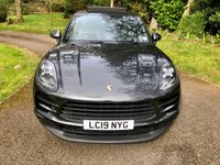 USED 2019 19 PORSCHE MACAN 3.0 S PDK 5d AUTO 349 BHP 1 PRIVATE OWNER WITH ONLY 24,400 MILES// REAR PARK CAMERA// PANORAMIC SUNROOF//FRONT AND REAR PARK SENSORS//FULL BLACK HEATED LEATHER UPHOLSTRY// 349 BHP 1 PRIVATE OWNER WITH ONLY 24,400 MILES// REAR PARK CAMERA// PANORAMIC SUNROOF//FRONT AND REAR PARK SENSORS//FULL BLACK HEATED LEATHER UPHOLSTRY//