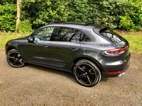 USED 2019 19 PORSCHE MACAN 3.0 S PDK 5d AUTO 349 BHP 1 PRIVATE OWNER WITH ONLY 24,400 MILES// REAR PARK CAMERA// PANORAMIC SUNROOF//FRONT AND REAR PARK SENSORS//FULL BLACK HEATED LEATHER UPHOLSTRY// 349 BHP 1 PRIVATE OWNER WITH ONLY 24,400 MILES// REAR PARK CAMERA// PANORAMIC SUNROOF//FRONT AND REAR PARK SENSORS//FULL BLACK HEATED LEATHER UPHOLSTRY//