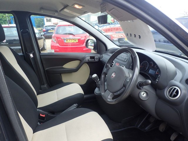 2010 FIAT PANDA 1.3 Multijet 4x4 Cross 5dr - Photo 5