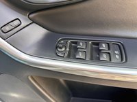 USED 2017 67 VOLVO XC60 2.4 D4 R-DESIGN LUX NAV AWD 5d 187 BHP 20in GLOSS BLACK-C/C-FAMILY PACK